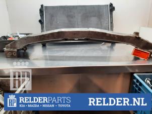 Gebruikte Bumperframe voor Mazda CX-7 2.3 MZR DISI Turbo 16V AWD Prijs € 30,00 Margeregeling aangeboden door Relder Parts B.V.