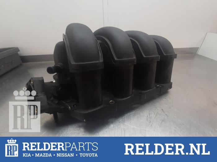 Gebruikte Spruitstuk Inlaat Toyota Avensis Wagon (T25/B1E) 1.8 16V VVT-i Prijs € 60,00 Margeregeling aangeboden door Relder Parts B.V.
