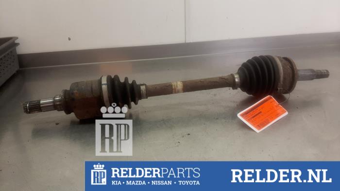 Gebruikte Steekas links-voor Toyota Corolla (E15) 1.6 Dual VVT-i 16V Prijs € 75,00 Margeregeling aangeboden door Relder Parts B.V.