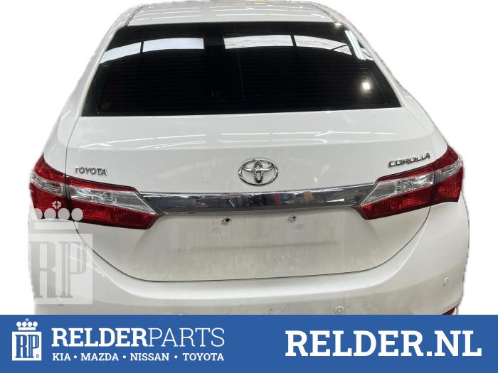 Gebruikte Uitlaat Einddemper Toyota Corolla (E15) 1.6 Dual VVT-i 16V Prijs € 75,00 Margeregeling aangeboden door Relder Parts B.V.
