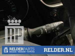 Gebruikte Ruitenwis Schakelaar Toyota Auris (E18) 1.8 16V Hybrid Prijs € 35,00 Margeregeling aangeboden door Relder Parts B.V.