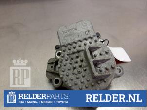 Gebruikte Waterpomp Toyota Auris (E15) 1.8 16V HSD Full Hybrid Prijs € 150,00 Margeregeling aangeboden door Relder Parts B.V.
