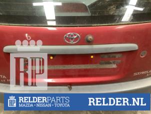 Gebruikte Achterklep Handgreep Toyota Starlet (EP9) 1.3,XLi,GLi 16V Prijs € 25,00 Margeregeling aangeboden door Relder Parts B.V.
