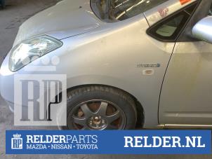 Gebruikte Spatbord links-voor Toyota Prius (NHW20) 1.5 16V Prijs € 50,00 Margeregeling aangeboden door Relder Parts B.V.
