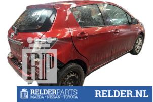 Gebruikte Gordelspanner midden achter Toyota Yaris III (P13) 1.5 16V Hybrid Prijs € 25,00 Margeregeling aangeboden door Relder Parts B.V.