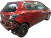 Gordelspanner midden achter van een Toyota Yaris III (P13), 2010 / 2020 1.5 16V Hybrid, Hatchback, Elektrisch Benzine, 1,497cc, 74kW (101pk), FWD, 1NZFXE, 2012-03 / 2020-06, NHP13 2013