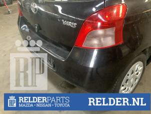 Gebruikte Achterbumper Toyota Yaris II (P9) 1.0 12V VVT-i Prijs € 100,00 Margeregeling aangeboden door Relder Parts B.V.