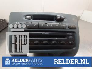 Gebruikte Radio/Cassette Toyota Yaris (P1) 1.3 16V VVT-i Prijs € 50,00 Margeregeling aangeboden door Relder Parts B.V.