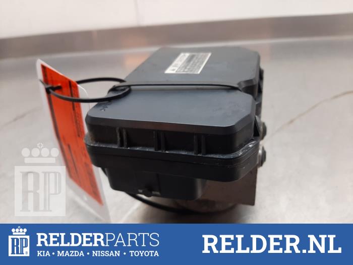 Gebruikte ABS Computer Toyota iQ 1.0 12V VVT-i Prijs € 100,00 Margeregeling aangeboden door Relder Parts B.V.