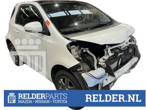 Gebruikte Ruitmechaniek 2Deurs rechts-voor Toyota iQ 1.0 12V VVT-i Prijs € 125,00 Margeregeling aangeboden door Relder Parts B.V.