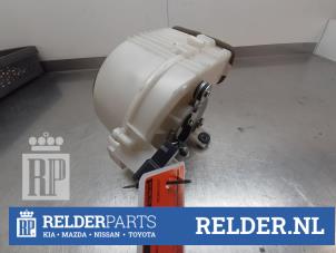 Gebruikte Accu ventilator Toyota Auris Touring Sports (E18) 1.8 16V Hybrid Prijs € 45,00 Margeregeling aangeboden door Relder Parts B.V.