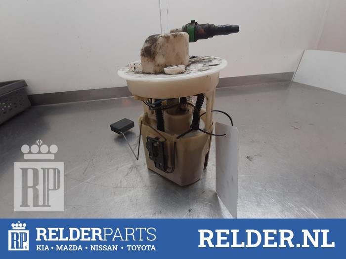 Gebruikte Tank element Pomp Mazda 6 Sportbreak (GY19/89) 1.8i 16V Prijs € 50,00 Margeregeling aangeboden door Relder Parts B.V.