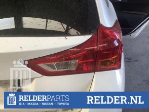 Gebruikte Achterlicht rechts Toyota Auris Touring Sports (E18) 1.8 16V Hybrid Prijs € 75,00 Margeregeling aangeboden door Relder Parts B.V.