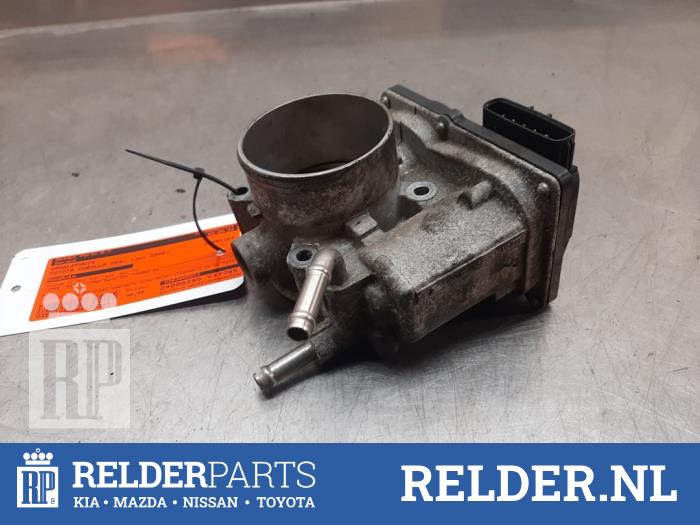 Gebruikte Gasklephuis Toyota Corolla Verso (R10/11) 1.8 16V VVT-i Prijs € 40,00 Margeregeling aangeboden door Relder Parts B.V.
