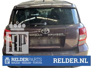 Gebruikte Hoedenplank Toyota Urban Cruiser 1.33 Dual VVT-I 16V 2WD Prijs € 50,00 Margeregeling aangeboden door Relder Parts B.V.