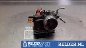 Gebruikte Gasklephuis Toyota Avensis (T25/B1B) 2.0 16V VVT-i D4 Prijs € 40,00 Margeregeling aangeboden door Relder Parts B.V.