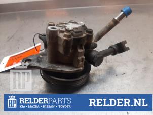 Gebruikte Pomp Servo Nissan Navara (D40) 2.5 dCi 16V 4x4 Prijs € 60,00 Margeregeling aangeboden door Relder Parts B.V.