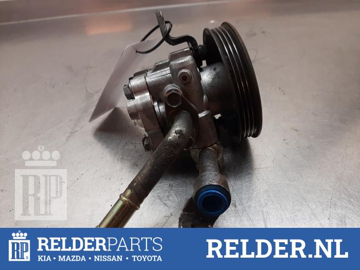 Gebruikte Servopomp Nissan Navara (D40) 2.5 dCi 16V 4x4 Prijs € 50,00 Margeregeling aangeboden door Relder Parts B.V.