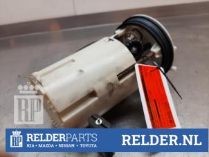 Gebruikte Tank element Pomp Toyota Avensis Wagon (T25/B1E) 1.8 16V VVT-i Prijs € 50,00 Margeregeling aangeboden door Relder Parts B.V.