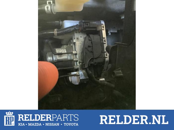 Gebruikte ABS Computer Mazda MX-30 e-SkyActiv 145 Prijs € 350,00 Margeregeling aangeboden door Relder Parts B.V.