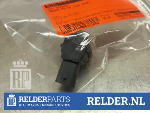 Gebruikte Parkeersensor Mazda MX-30 e-SkyActiv 145 Prijs € 25,00 Margeregeling aangeboden door Relder Parts B.V.