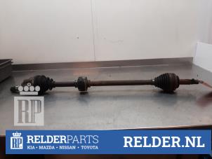 Gebruikte Homokineetas rechts-voor Toyota Yaris Verso (P2) 1.3 16V Prijs € 35,00 Margeregeling aangeboden door Relder Parts B.V.