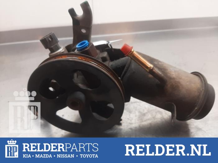 Gebruikte Servopomp Toyota Yaris Verso (P2) 1.3 16V Prijs € 35,00 Margeregeling aangeboden door Relder Parts B.V.