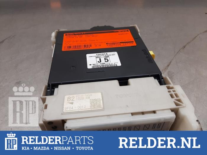 Gebruikte Computer Body Control Toyota iQ 1.0 12V VVT-i Prijs € 50,00 Margeregeling aangeboden door Relder Parts B.V.