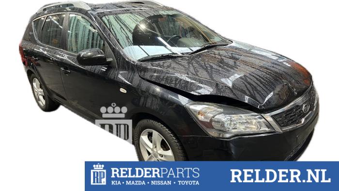 ABS Computer van een Kia Cee'd Sporty Wagon (EDF) 1.4 16V 2010