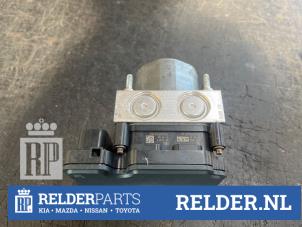 Gebruikte ABS Computer Nissan Qashqai (J10) 2.0 16V Prijs € 75,00 Margeregeling aangeboden door Relder Parts B.V.