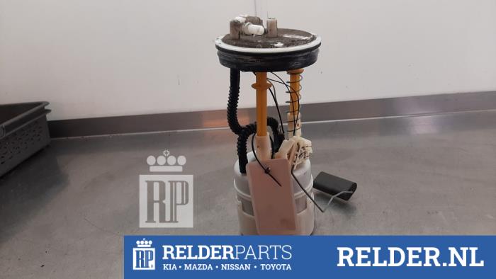 Gebruikte Tank element Pomp Nissan Qashqai (J10) 2.0 16V Prijs € 40,00 Margeregeling aangeboden door Relder Parts B.V.