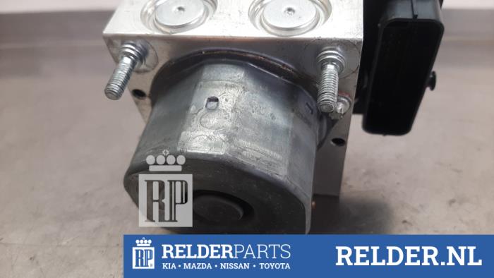 Gebruikte ABS Pomp Nissan Micra (K14) 0.9 IG-T 12V Prijs € 75,00 Margeregeling aangeboden door Relder Parts B.V.