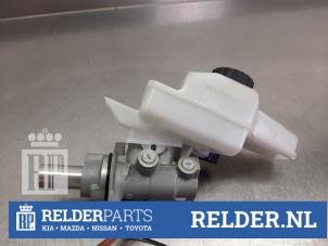 Gebruikte Hoofdremcilinder Toyota Yaris Cross (PB1/PJ1) 1.5 12V Hybrid 115 Prijs € 75,00 Margeregeling aangeboden door Relder Parts B.V.