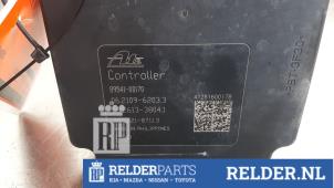 Gebruikte ABS Computer Toyota Yaris III (P13) 1.4 D-4D-F Prijs € 75,00 Margeregeling aangeboden door Relder Parts B.V.