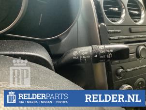 Gebruikte Ruitenwis Schakelaar Mazda CX-7 2.2 MZR-CD 16V Prijs € 25,00 Margeregeling aangeboden door Relder Parts B.V.