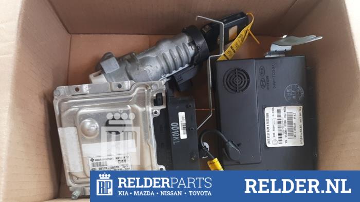 Gebruikte Computer Motormanagement Kia Venga 1.4 CVVT 16V Prijs € 90,00 Margeregeling aangeboden door Relder Parts B.V.