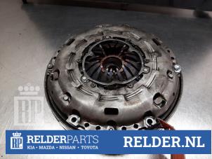 Gebruikte Dubbele massa vliegwiel Mazda CX-7 2.2 MZR-CD 16V Prijs € 250,00 Margeregeling aangeboden door Relder Parts B.V.