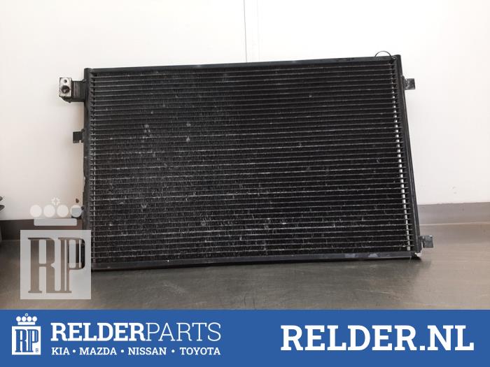 Gebruikte Airco Condensor Nissan Qashqai (J10) 2.0 16V 4x4 Prijs € 35,00 Margeregeling aangeboden door Relder Parts B.V.