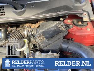 Gebruikte Luchtfilterhuis Nissan Qashqai (J10) 2.0 16V 4x4 Prijs € 30,00 Margeregeling aangeboden door Relder Parts B.V.