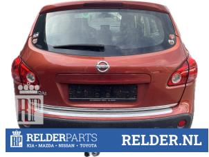 Gebruikte Steekas links-achter Nissan Qashqai (J10) 2.0 16V 4x4 Prijs € 40,00 Margeregeling aangeboden door Relder Parts B.V.