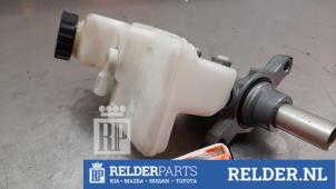 Gebruikte Hoofdremcilinder Toyota Aygo X 1.0 12V VVT-i Prijs € 50,00 Margeregeling aangeboden door Relder Parts B.V.