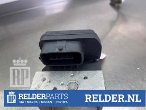 Gebruikte ABS Computer Toyota iQ 1.0 12V VVT-i Prijs € 100,00 Margeregeling aangeboden door Relder Parts B.V.