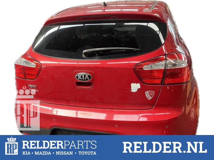 Gebruikte Tank element Pomp Kia Rio III (UB) 1.4 CVVT 16V Prijs € 40,00 Margeregeling aangeboden door Relder Parts B.V.