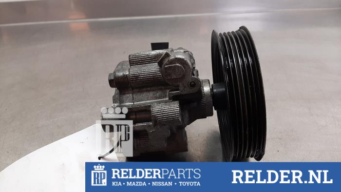 Gebruikte Servopomp Toyota Corolla Verso (R10/11) 1.6 16V VVT-i Prijs € 35,00 Margeregeling aangeboden door Relder Parts B.V.