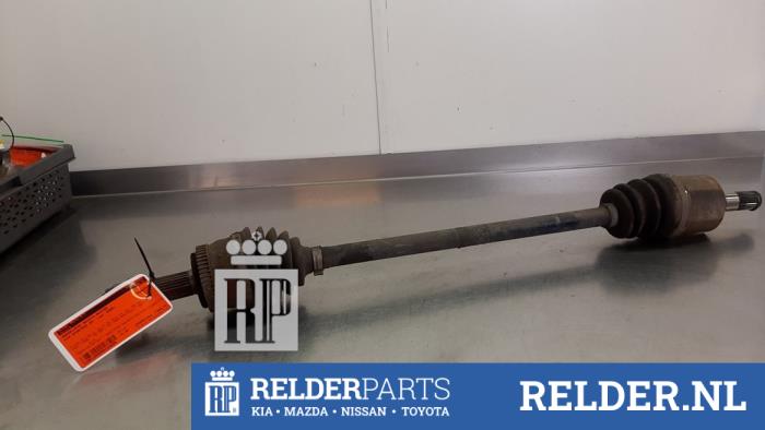 Gebruikte Steekas rechts-achter Kia Sportage (JE) 2.0 CVVT 16V 4x4 Prijs € 75,00 Margeregeling aangeboden door Relder Parts B.V.