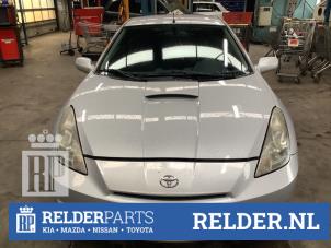 Gebruikte Cardanas rechts-voor (VWA) Toyota Celica (ZZT230/231) 1.8i 16V Prijs € 40,00 Margeregeling aangeboden door Relder Parts B.V.