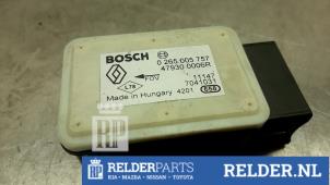 Gebruikte Gier sensor Nissan Qashqai (J10) 1.6 16V Prijs € 40,00 Margeregeling aangeboden door Relder Parts B.V.