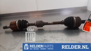 Gebruikte Aandrijfas links-voor Kia Cee'd Sportswagon (JDC5) 1.0i T-GDi 12V 120 Prijs € 75,00 Margeregeling aangeboden door Relder Parts B.V.