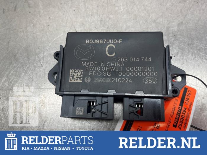 Gebruikte PDC Module Mazda 3 Sport (BP) 2.0 SkyActiv-G 122 Mild Hybrid 16V Prijs € 50,00 Margeregeling aangeboden door Relder Parts B.V.