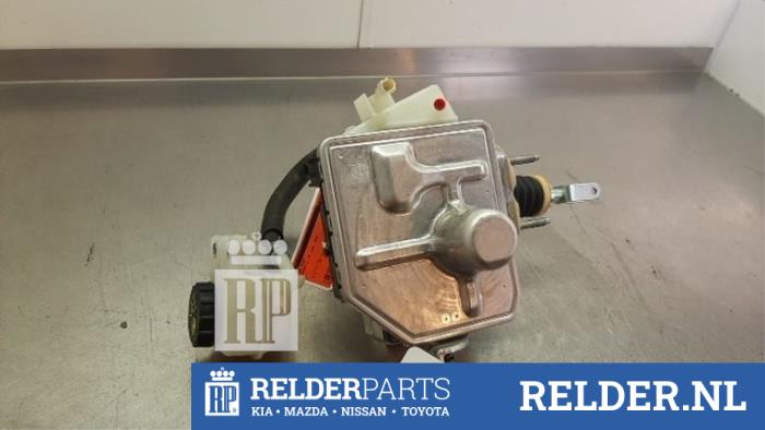 ABS Computer van een Mazda 3 Sport (BP) 2.0 SkyActiv-G 122 Mild Hybrid 16V 2022